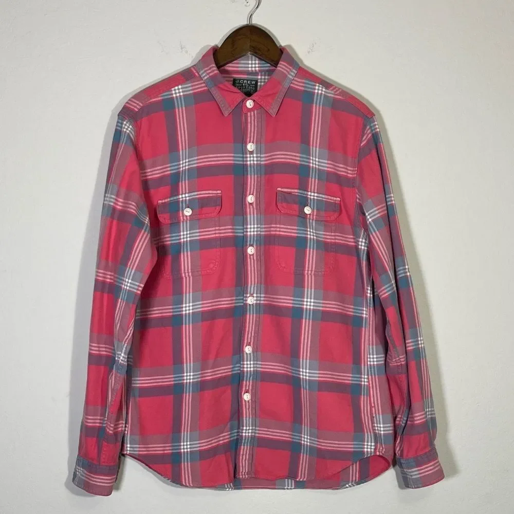J Crew Men’s Cotton Twill Button Down Size Medium in Faded Red Tartan Plaid